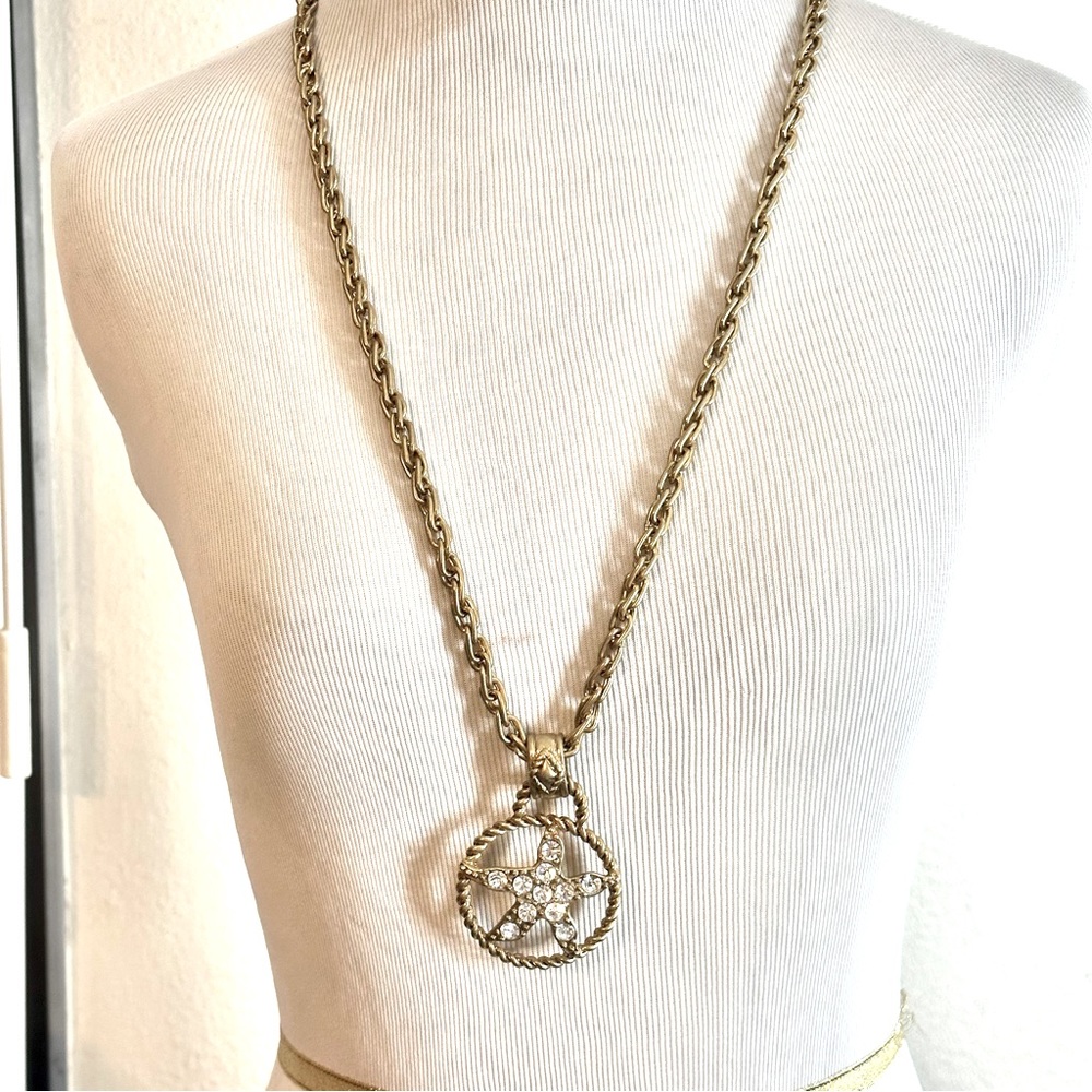 Cabi Gold Starfish Pendant Necklace - NWOT